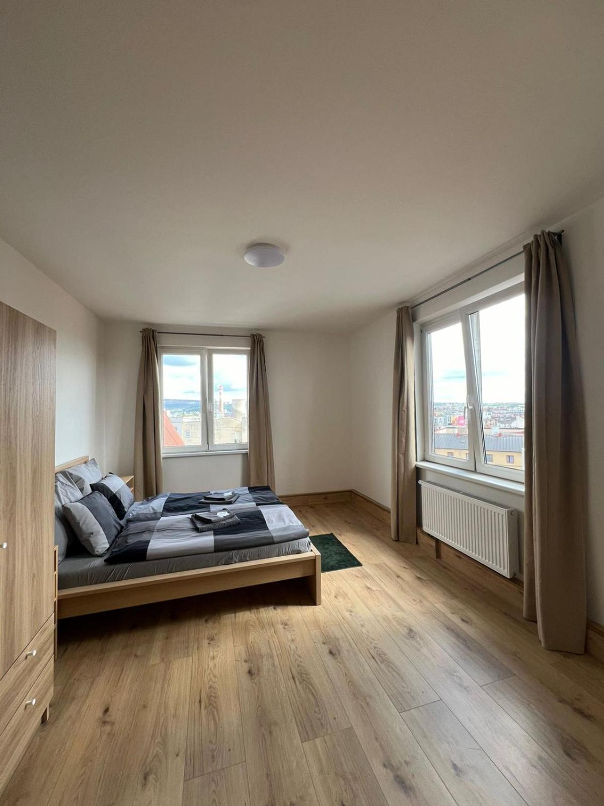 City Center Apartments - Moderna Brno Rimske Namesti VI Esterno foto